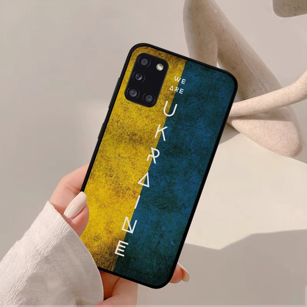 Ukraine Flag Ukrainian girl Ph - Phone Cases Rimowa reseña y precio